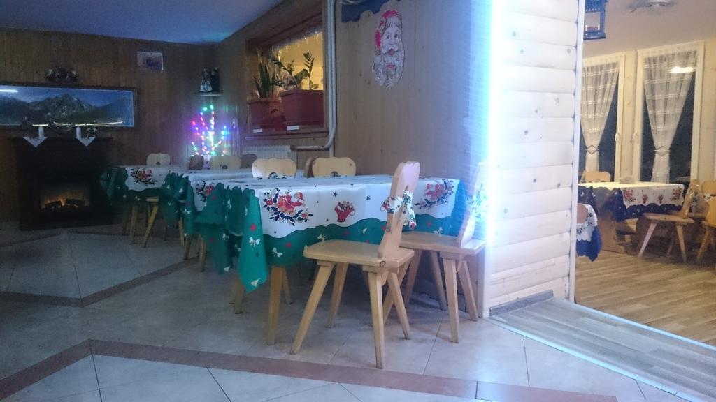 Pod Tatrami Acomodação com café da manhã Bukowina Tatrzańska Exterior foto